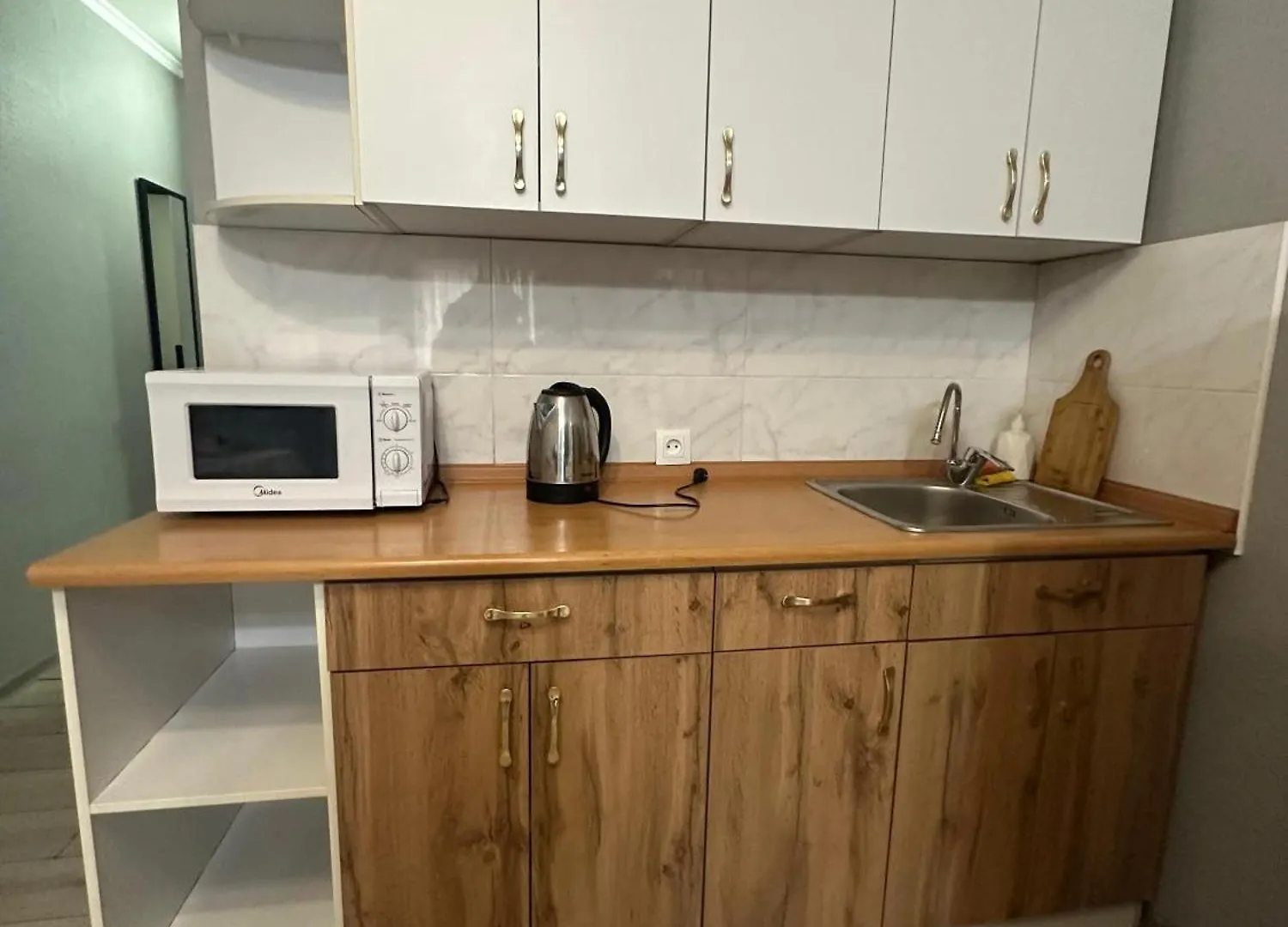 Central Studio Apartments In Almaty