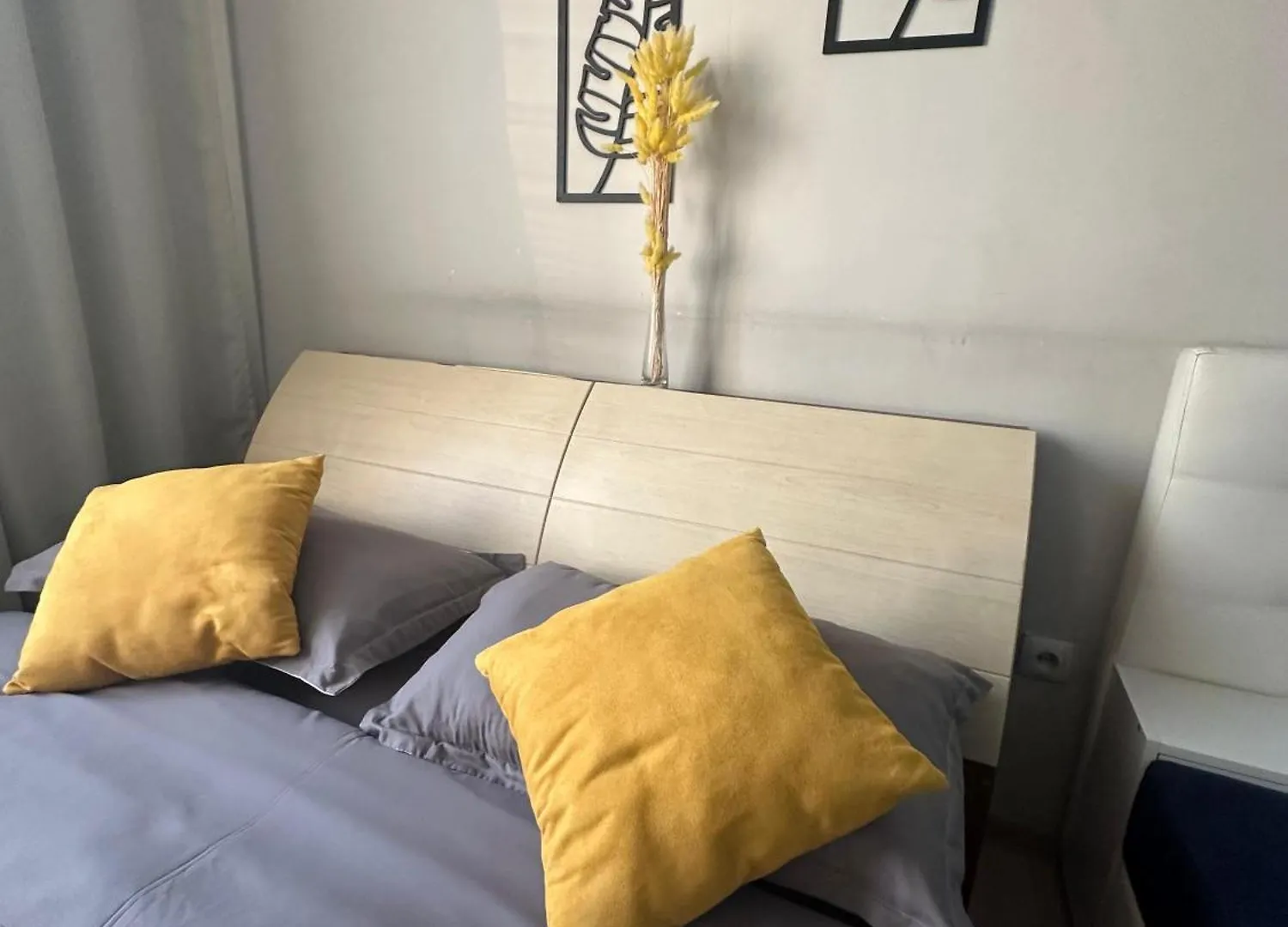 Central Studio Apartments In Almaty 0*,  Kasachstan