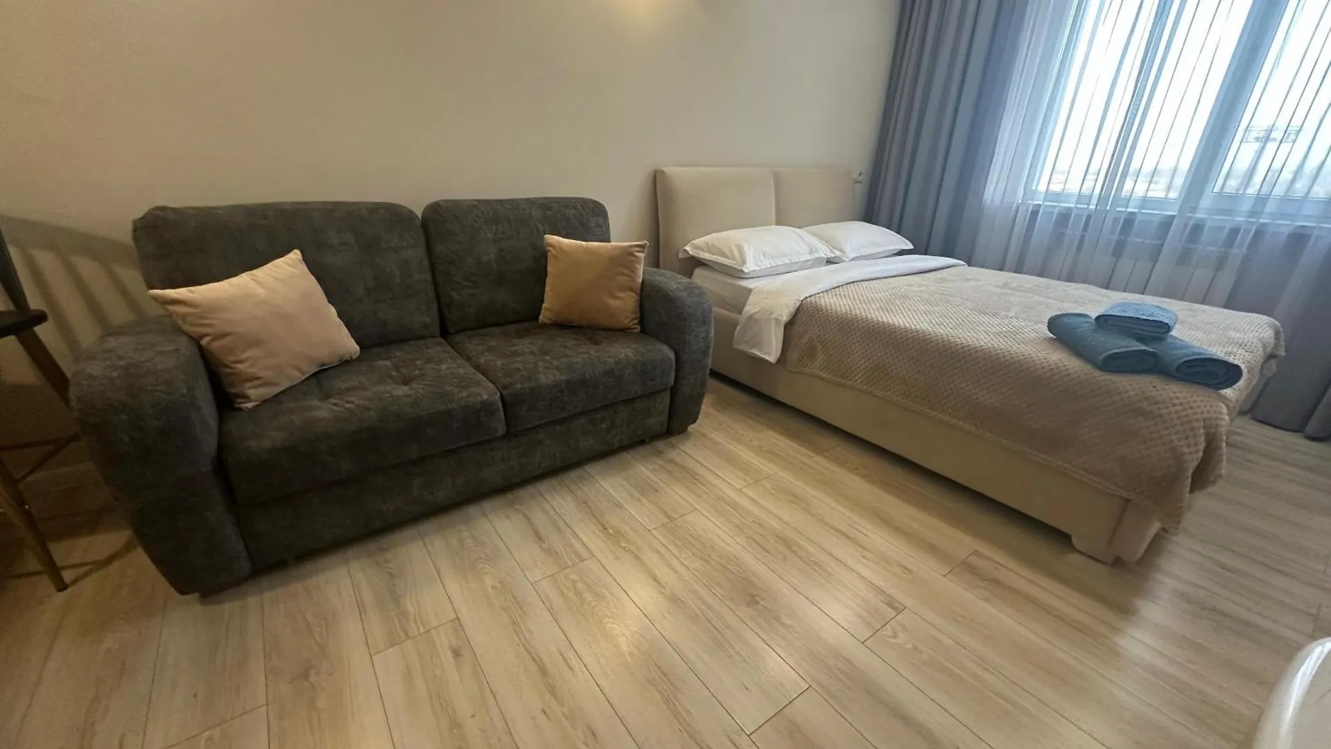 Central Studio Apartments In Almaty